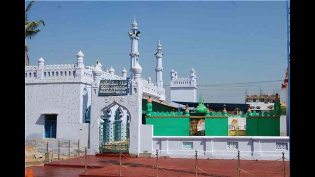 Ameen Peer Dargah History in Telugu 25